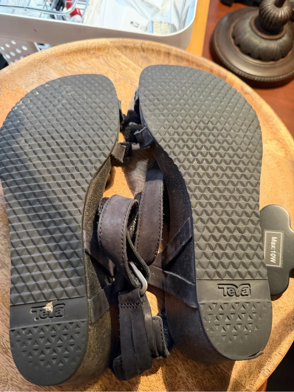Teva Women’s Black Strappy Sport Sandals Size 10 – Adjustable – Well Loved